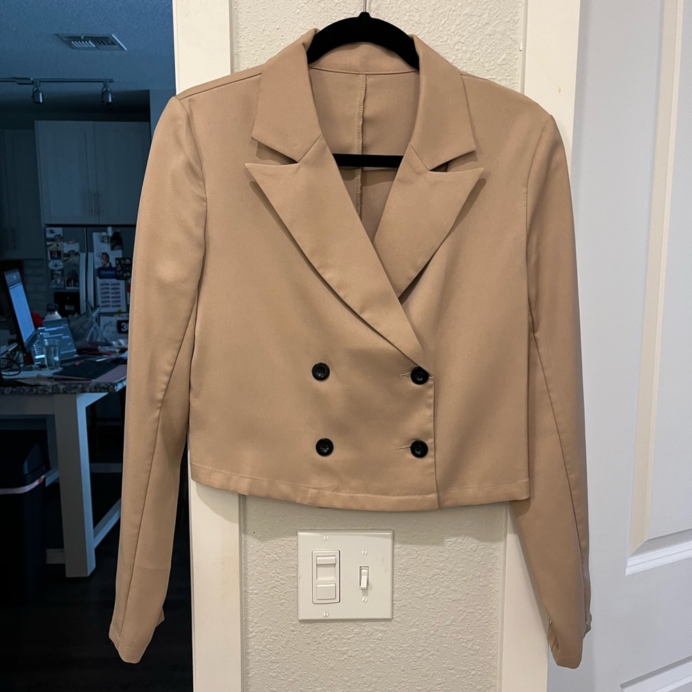 Cropped Khaki Blazer